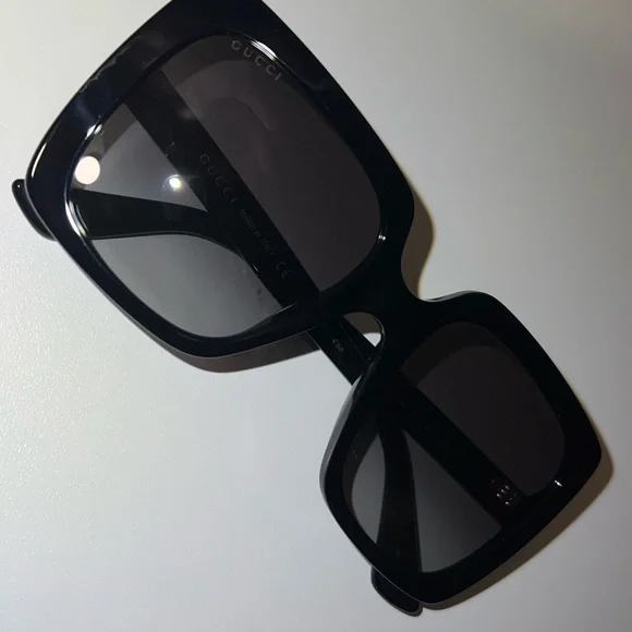 Gucci Rhinestone Logo Glasses